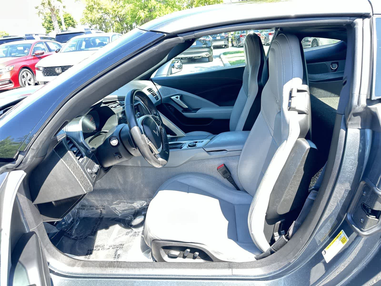 chevrolet corvette 2014 1G1YF2D72E5104660 image chevrolet corvette 2014 1G1YF2D72E5104660 image