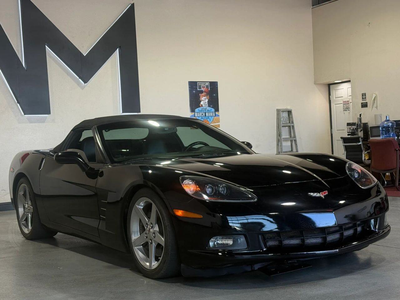 chevrolet corvette 2005 1G1YY34U855130718 image chevrolet corvette 2005 1G1YY34U855130718 image