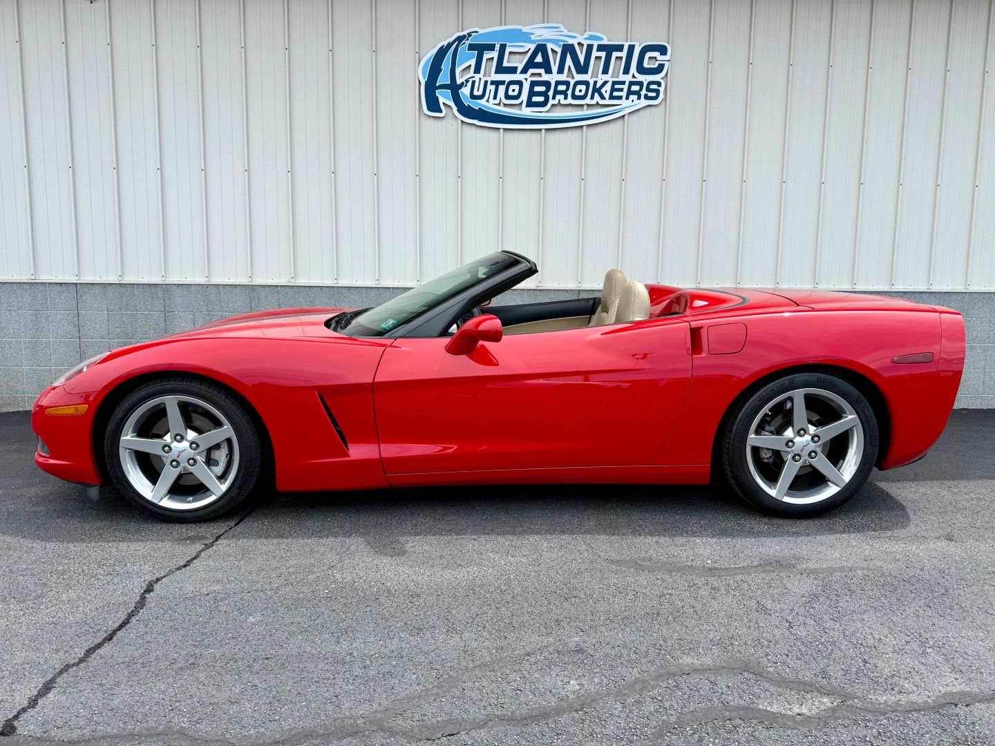 chevrolet corvette 2005 1G1YY34U955134860 image chevrolet corvette 2005 1G1YY34U955134860 image