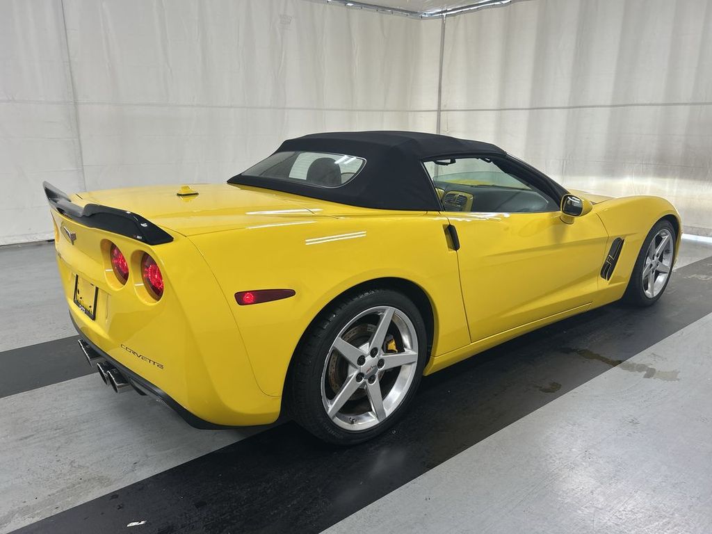 chevrolet corvette 2005 1G1YY34U355134840 image chevrolet corvette 2005 1G1YY34U355134840 image