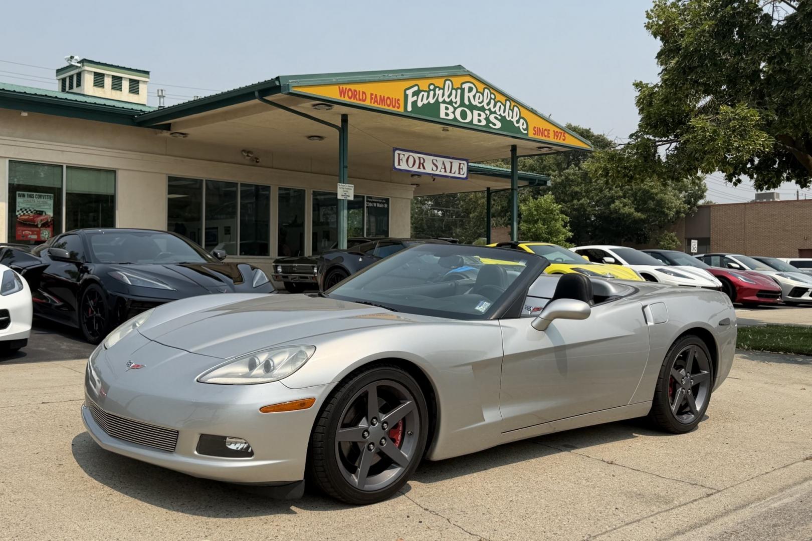 chevrolet corvette 2005 1G1YY34U455136645 image chevrolet corvette 2005 1G1YY34U455136645 image