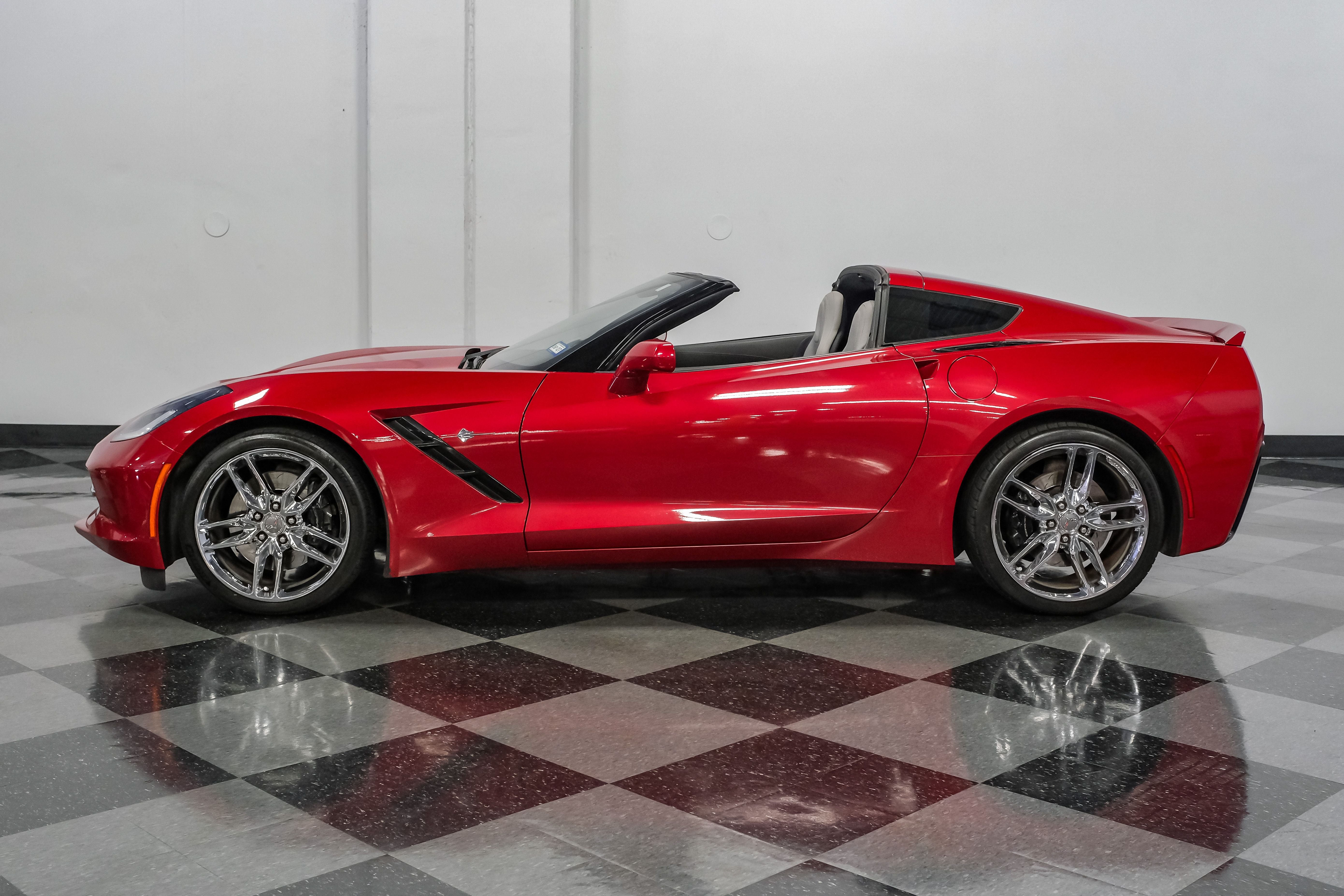 chevrolet corvette 2015 1G1YH2D79F5100875 image chevrolet corvette 2015 1G1YH2D79F5100875 image