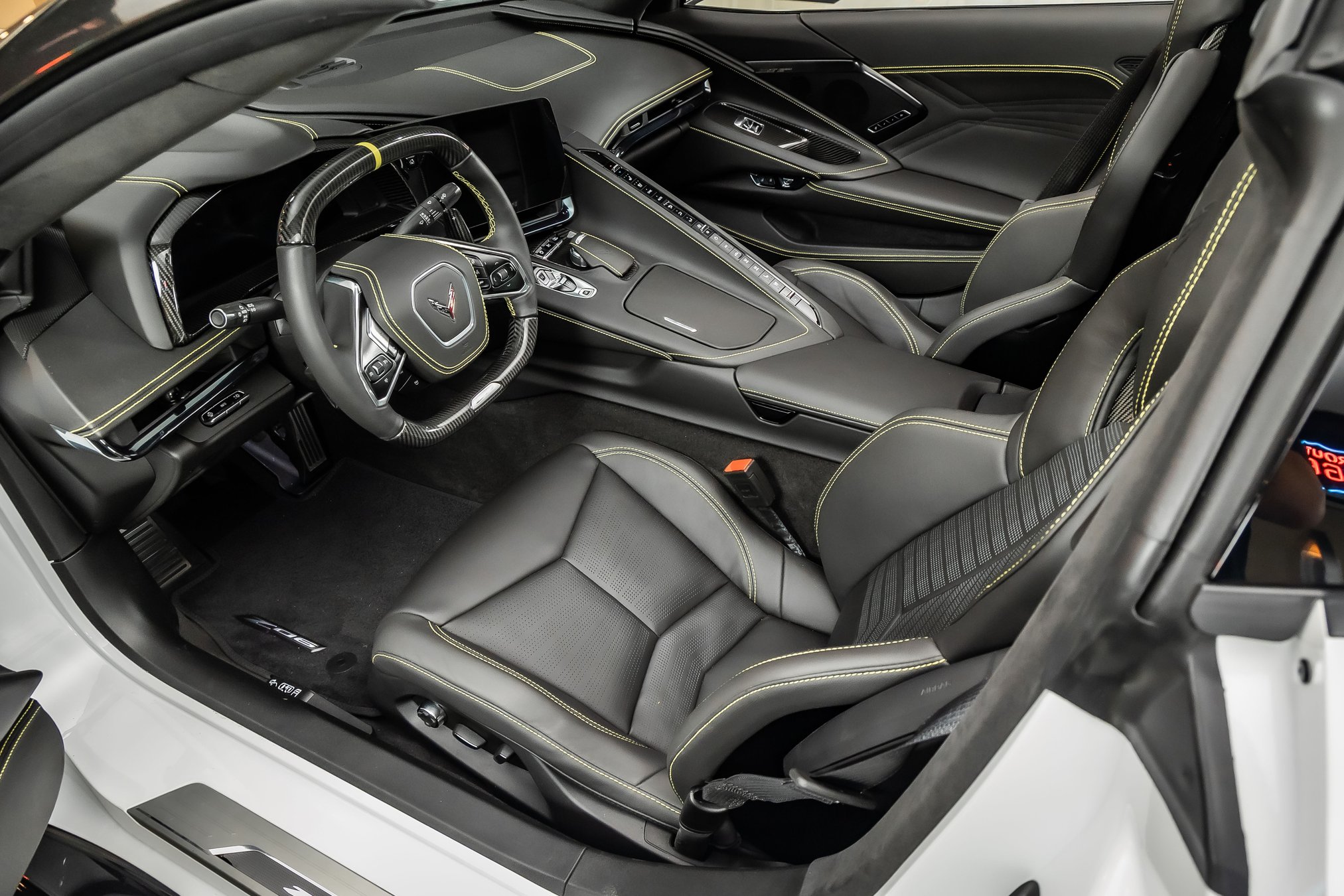 chevrolet corvette 2025 1G1YF2D37S5604967 image chevrolet corvette 2025 1G1YF2D37S5604967 image