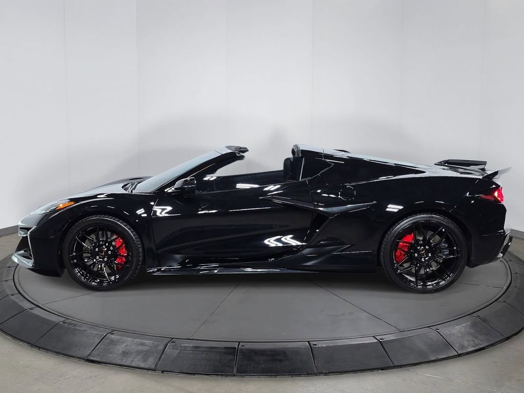 chevrolet corvette 2025 1G1YF2D36S5601025 image chevrolet corvette 2025 1G1YF2D36S5601025 image