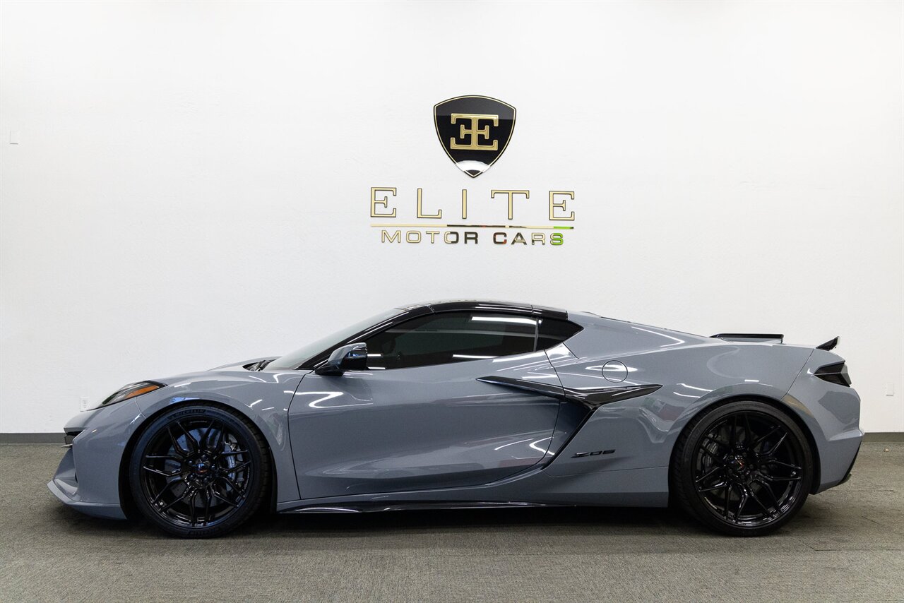 chevrolet corvette 2025 1G1YF2D39S5600743 image chevrolet corvette 2025 1G1YF2D39S5600743 image