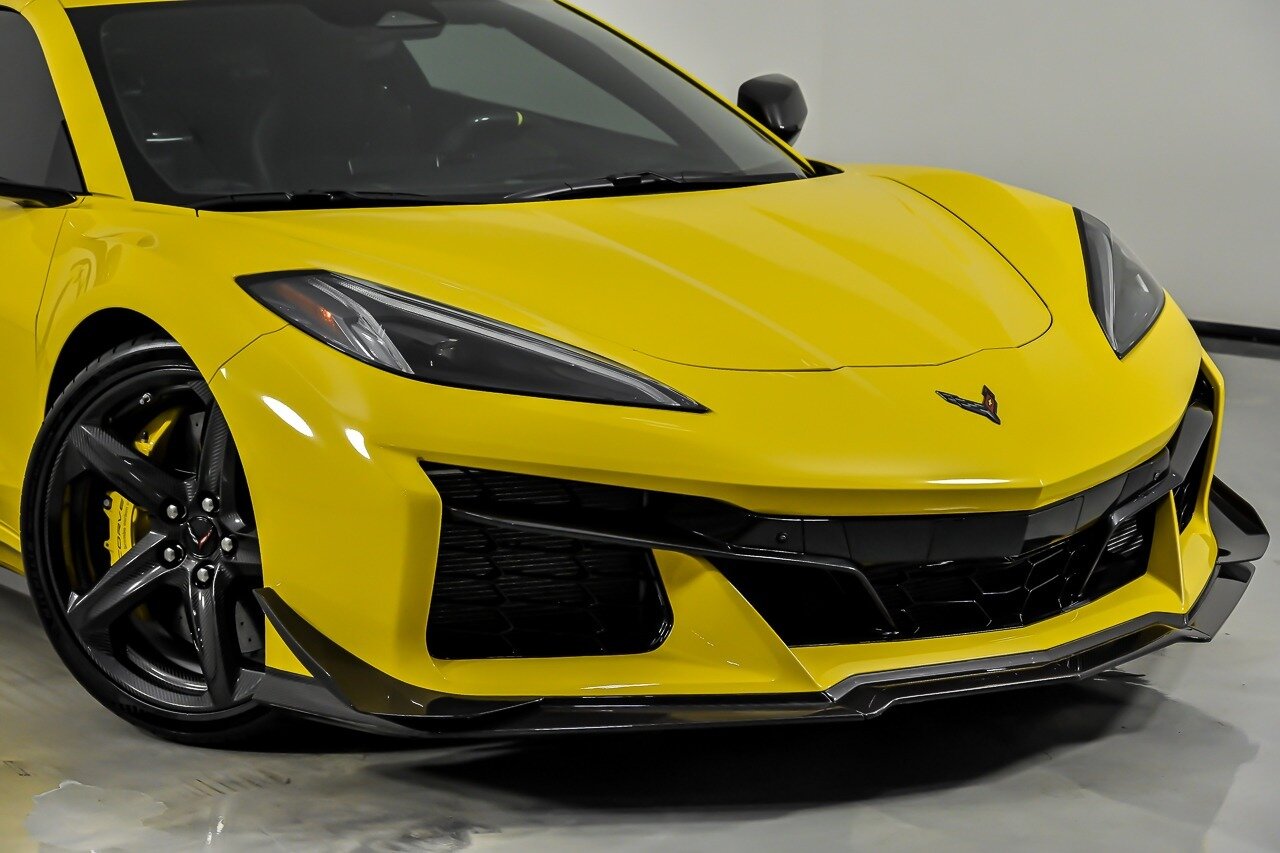 chevrolet corvette 2025 1G1YF2D37S5600675 image chevrolet corvette 2025 1G1YF2D37S5600675 image
