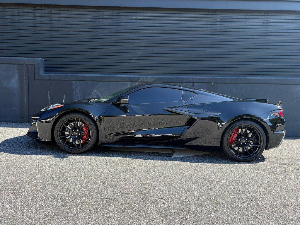 chevrolet corvette 2025 1G1YD2D3XS5605987 image chevrolet corvette 2025 1G1YD2D3XS5605987 image