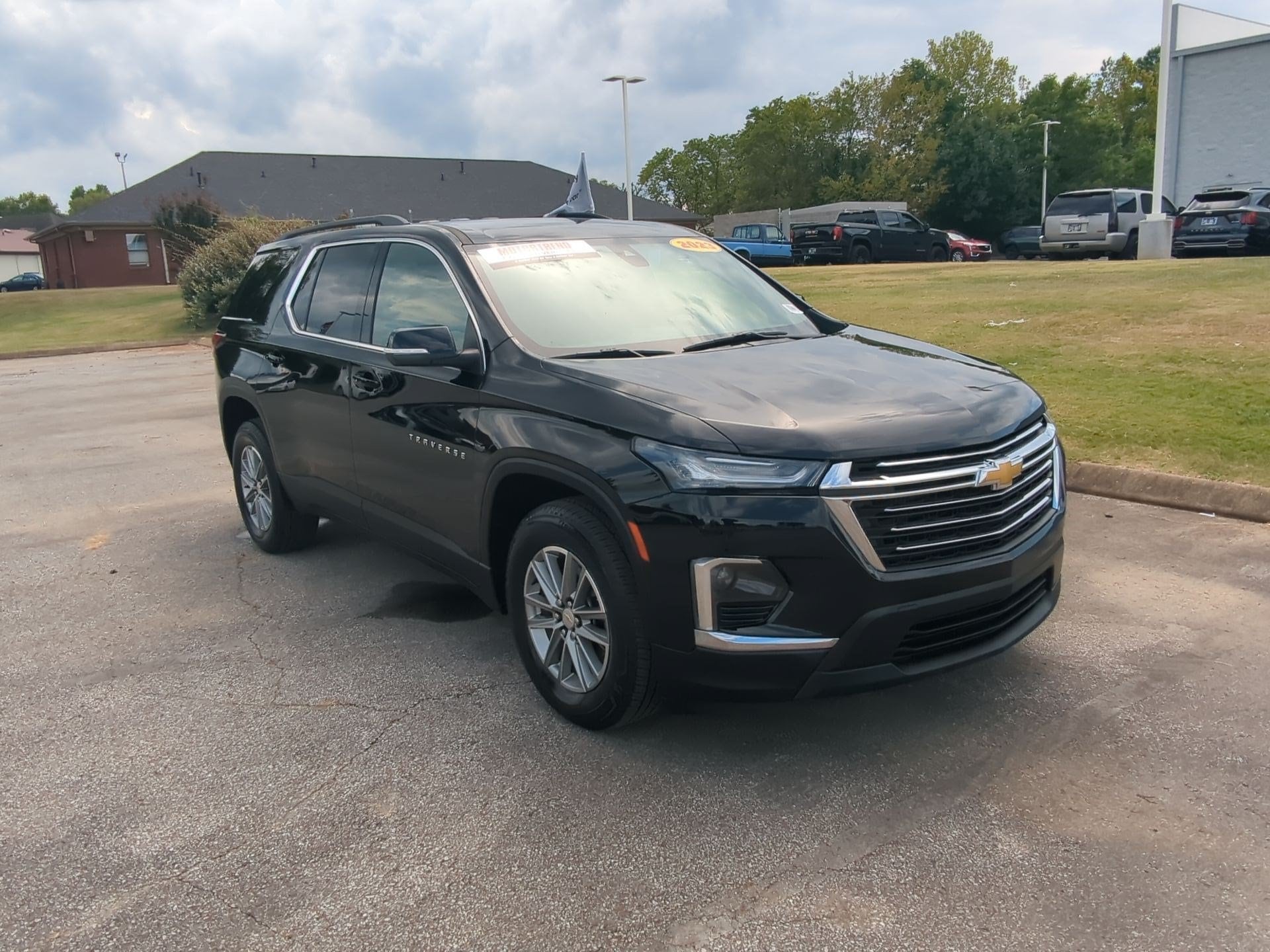 chevrolet traverse 2023 1GNERGKW2PJ196833 image chevrolet traverse 2023 1GNERGKW2PJ196833 image
