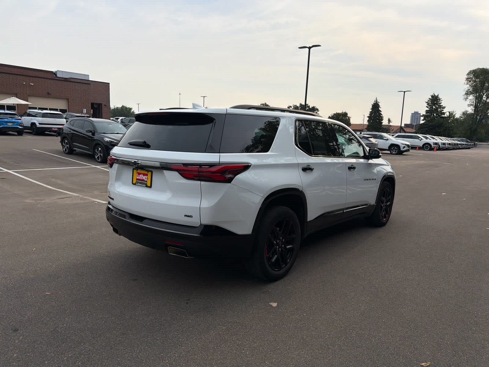 chevrolet traverse 2023 1GNEVKKW3PJ206784 image chevrolet traverse 2023 1GNEVKKW3PJ206784 image