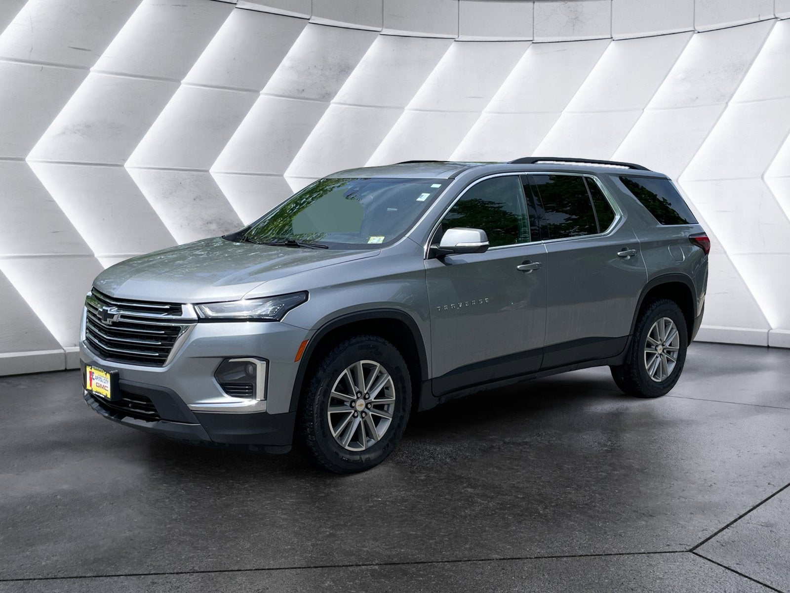 chevrolet traverse 2023 1GNEVHKW2PJ230240 image chevrolet traverse 2023 1GNEVHKW2PJ230240 image
