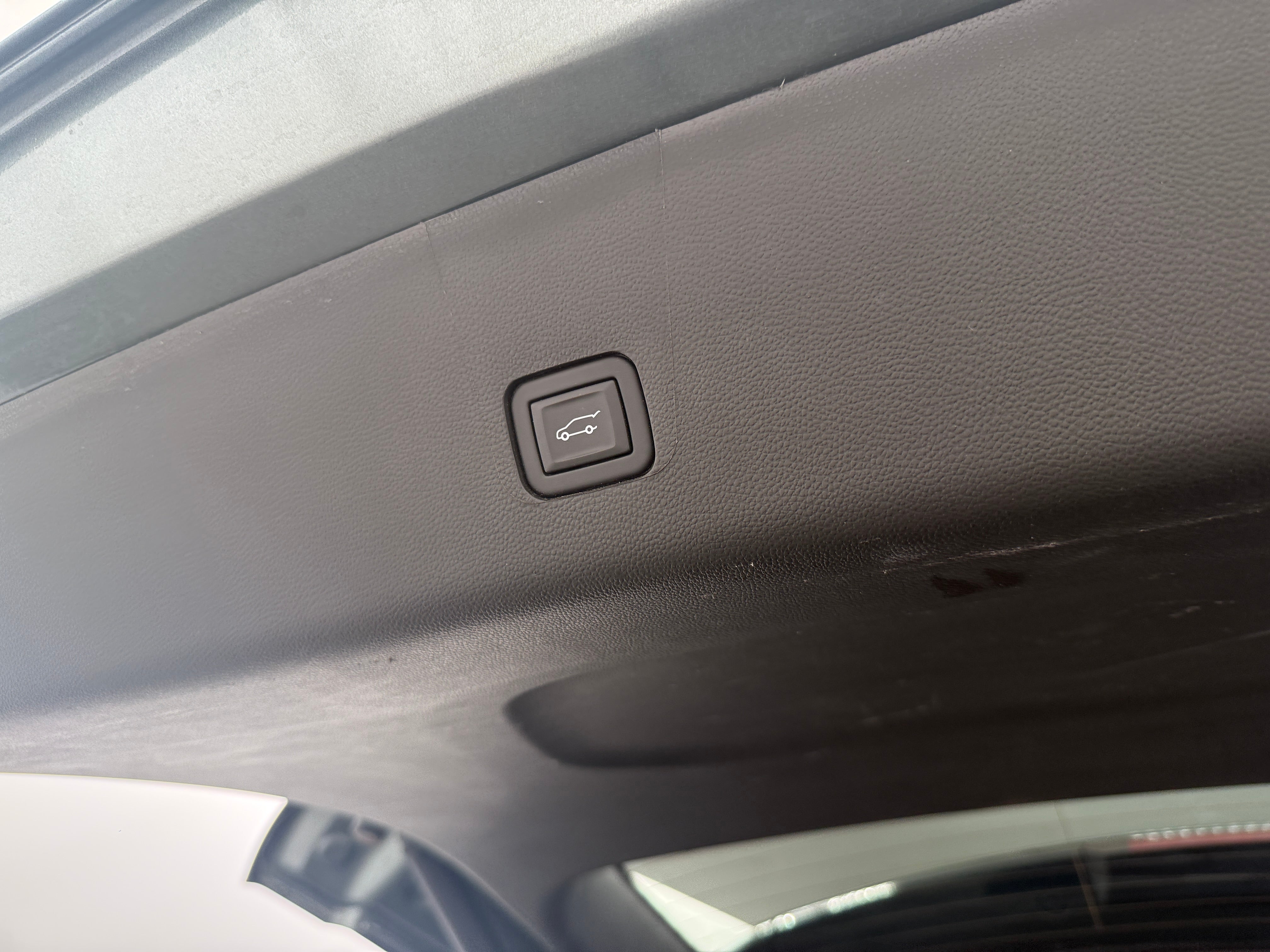 chevrolet traverse 2023 1GNEVGKW9PJ272429 image chevrolet traverse 2023 1GNEVGKW9PJ272429 image