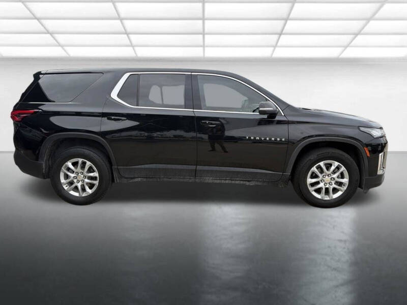 chevrolet traverse 2023 1GNERFKWXPJ239115 image chevrolet traverse 2023 1GNERFKWXPJ239115 image