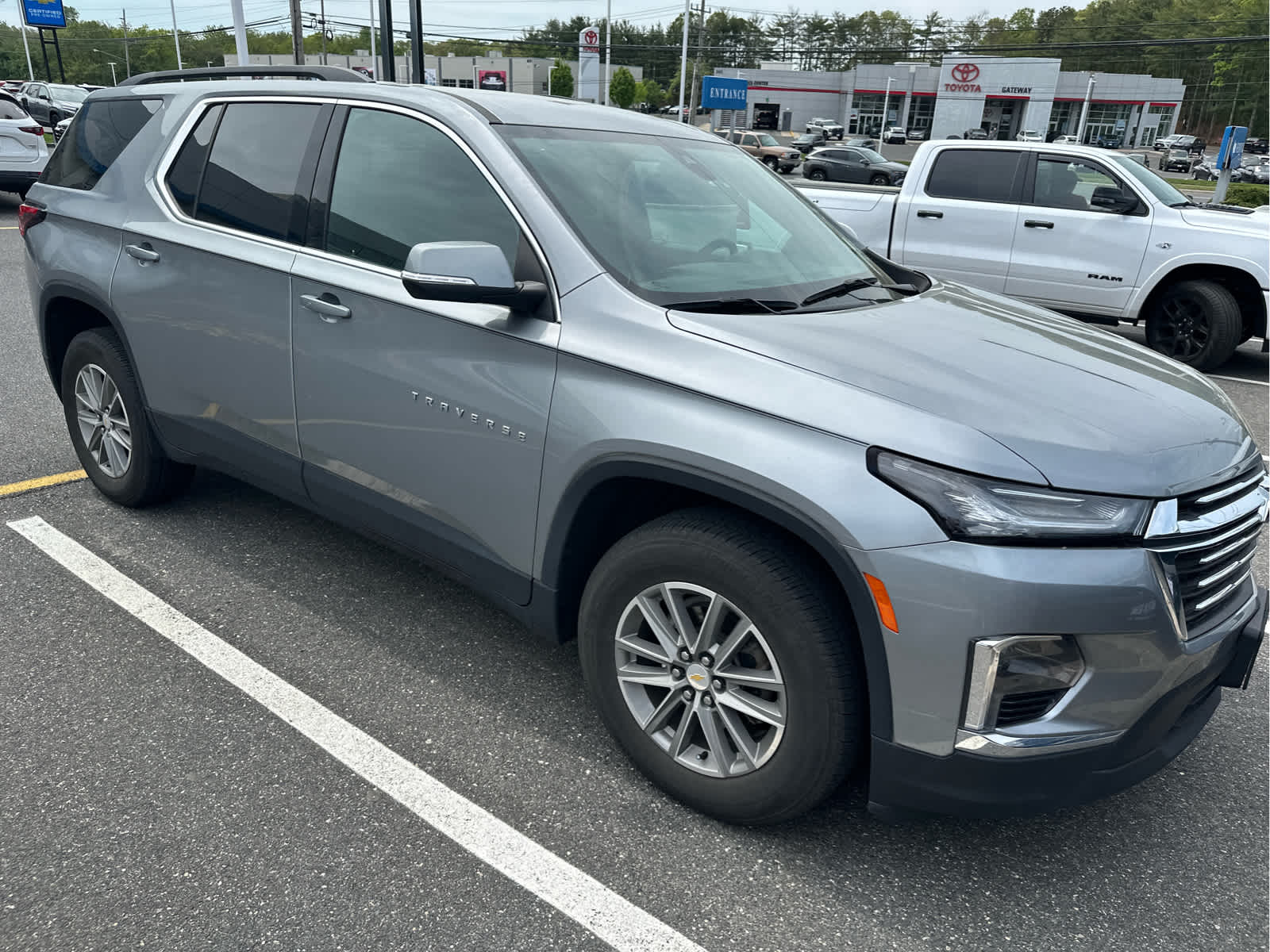 chevrolet traverse 2023 1GNERGKW3PJ286279 image chevrolet traverse 2023 1GNERGKW3PJ286279 image