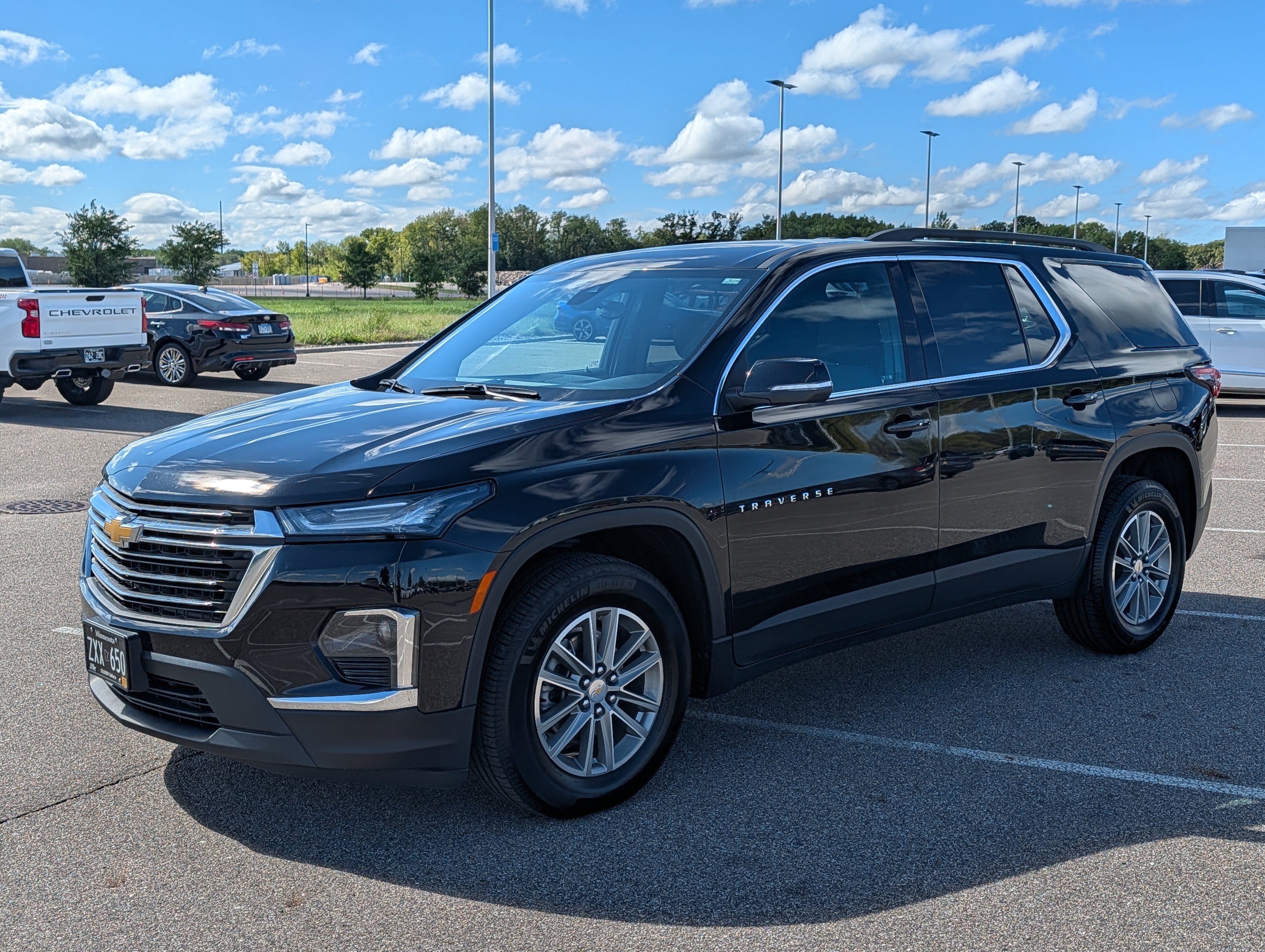chevrolet traverse 2023 1GNEVGKW7PJ284630 image chevrolet traverse 2023 1GNEVGKW7PJ284630 image