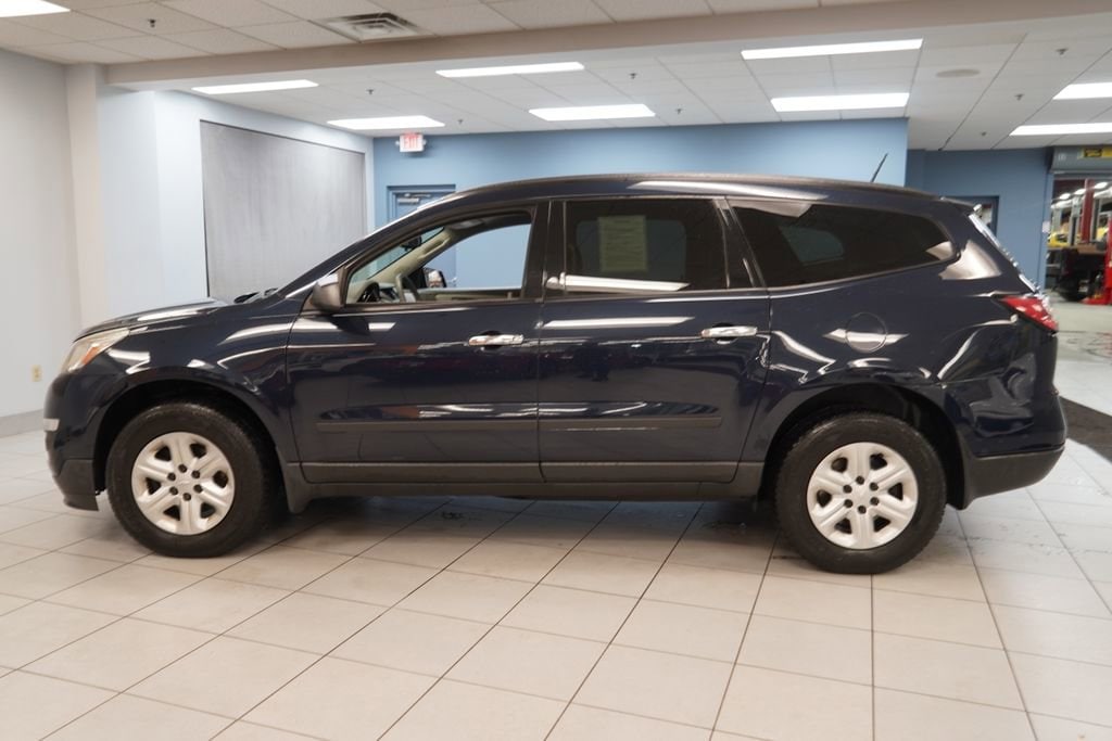 chevrolet traverse 2016 1GNKRFKD8GJ232164 image chevrolet traverse 2016 1GNKRFKD8GJ232164 image