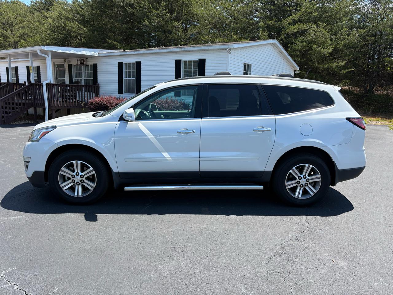 chevrolet traverse 2016 1GNKRHKDXGJ310827 image chevrolet traverse 2016 1GNKRHKDXGJ310827 image