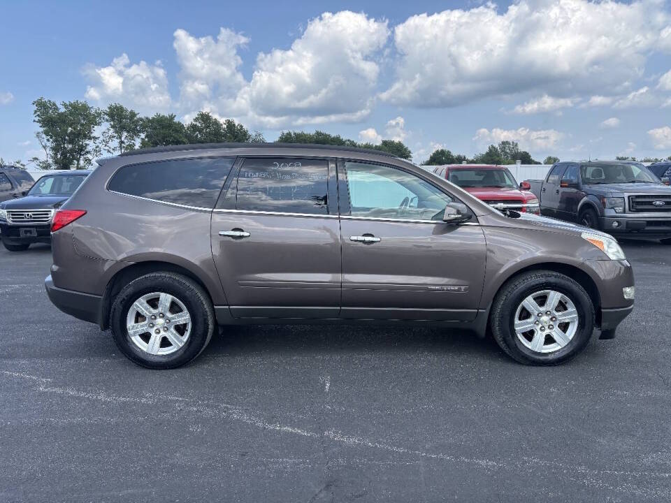 chevrolet traverse 2009 1GNEV23D79S166168 image chevrolet traverse 2009 1GNEV23D79S166168 image