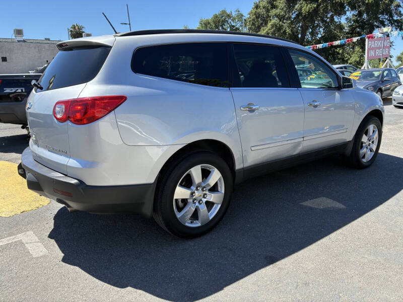 chevrolet traverse 2009 1GNER33D69S115173 image chevrolet traverse 2009 1GNER33D69S115173 image