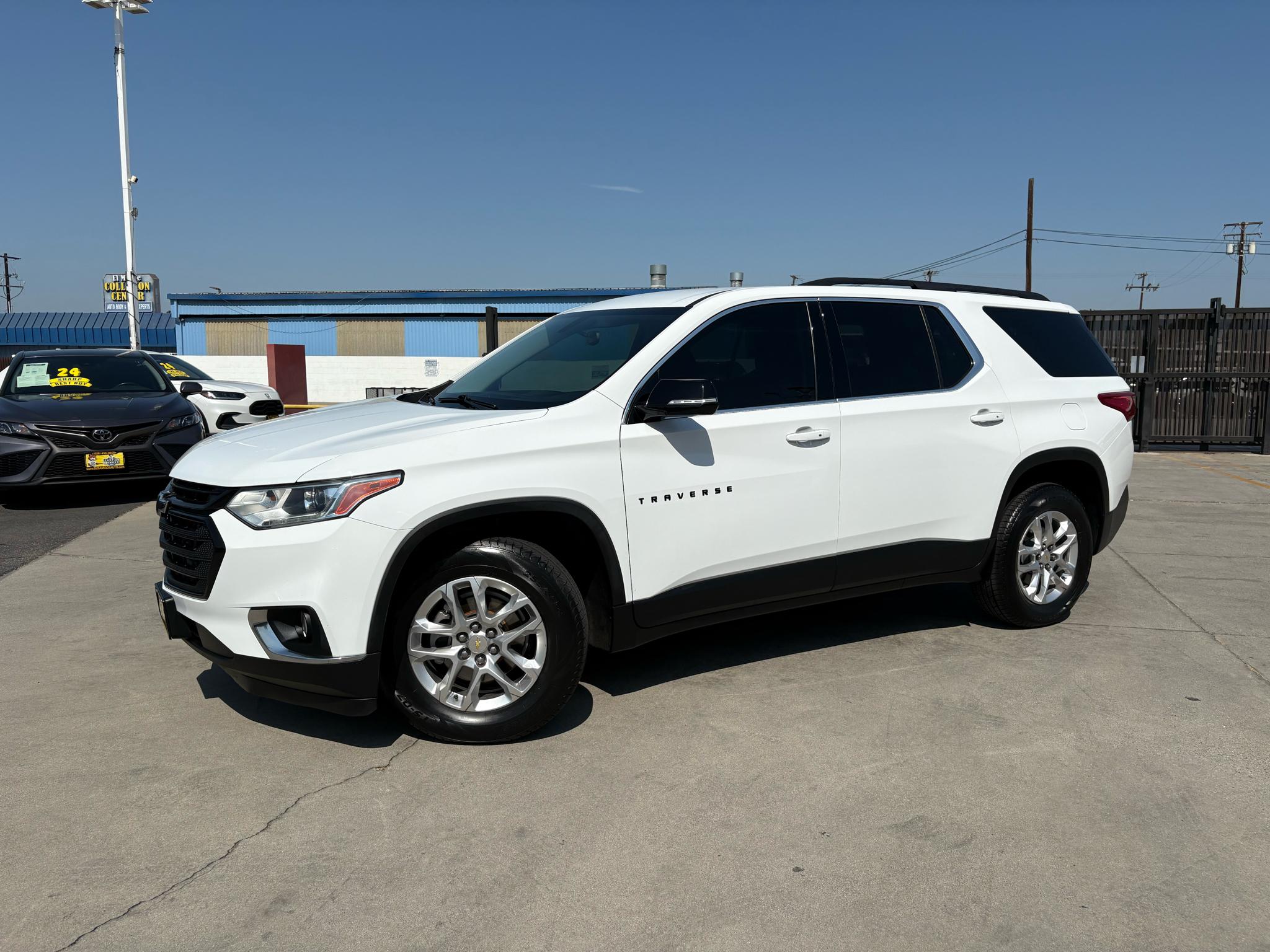 chevrolet traverse 2019 1GNERGKW6KJ276127 image chevrolet traverse 2019 1GNERGKW6KJ276127 image