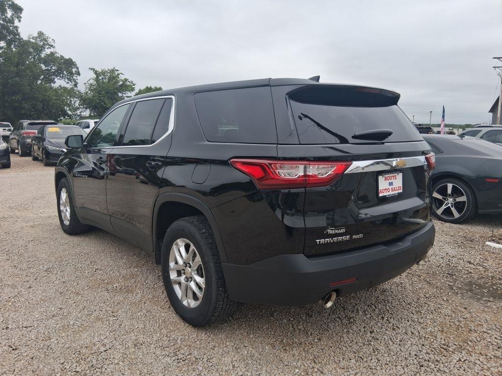 chevrolet traverse 2019 1GNEVFKW4KJ235324 image chevrolet traverse 2019 1GNEVFKW4KJ235324 image