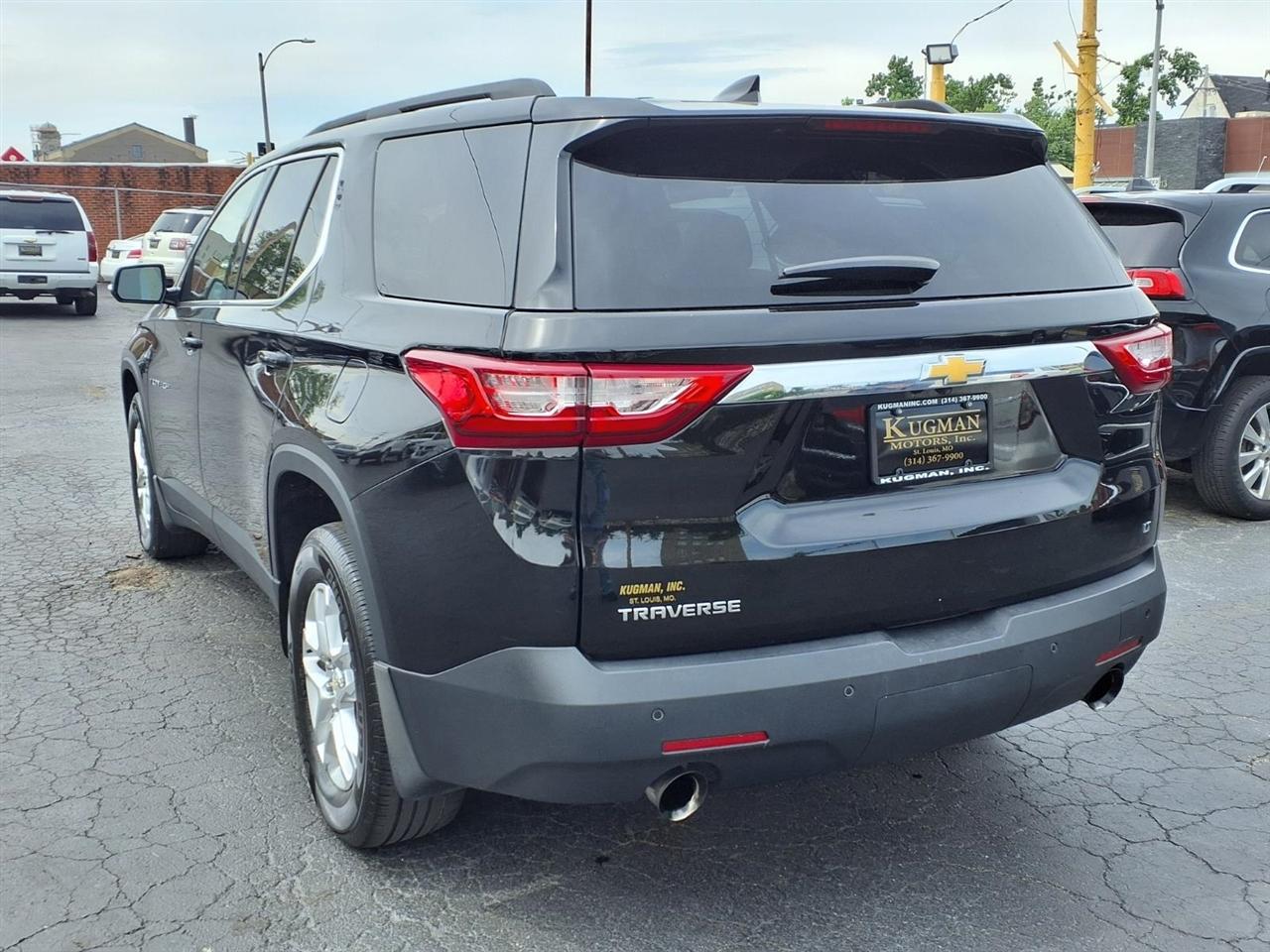 chevrolet traverse 2019 1GNERGKWXKJ132886 image chevrolet traverse 2019 1GNERGKWXKJ132886 image