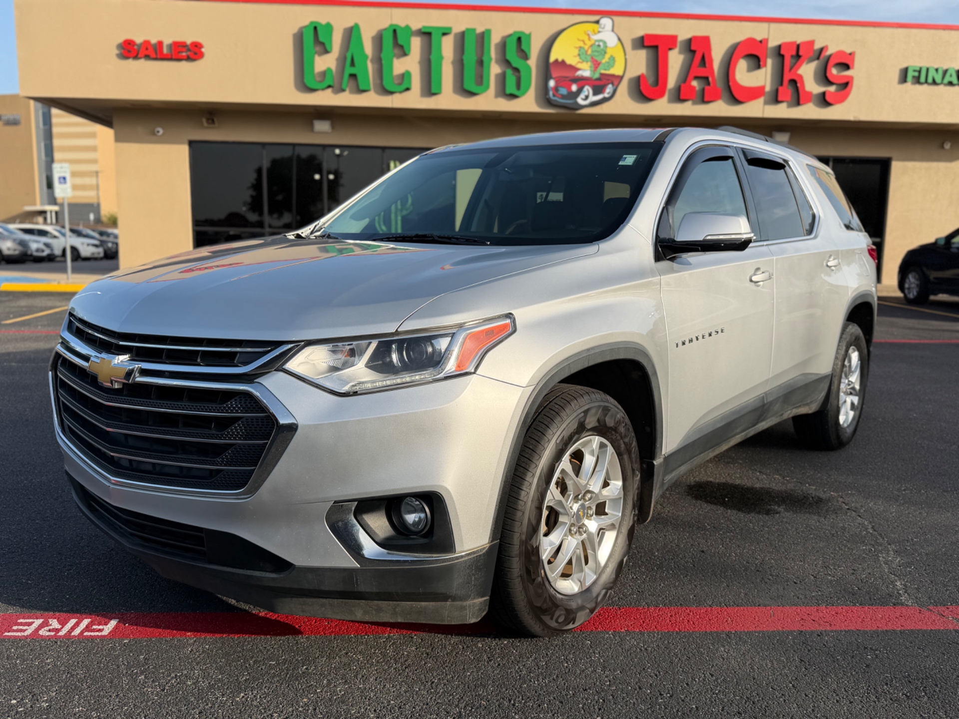 chevrolet traverse 2019 1GNERGKW3KJ297887 image chevrolet traverse 2019 1GNERGKW3KJ297887 image