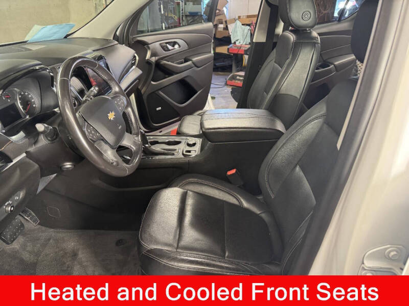chevrolet traverse 2019 1GNEVKKW7KJ114067 image