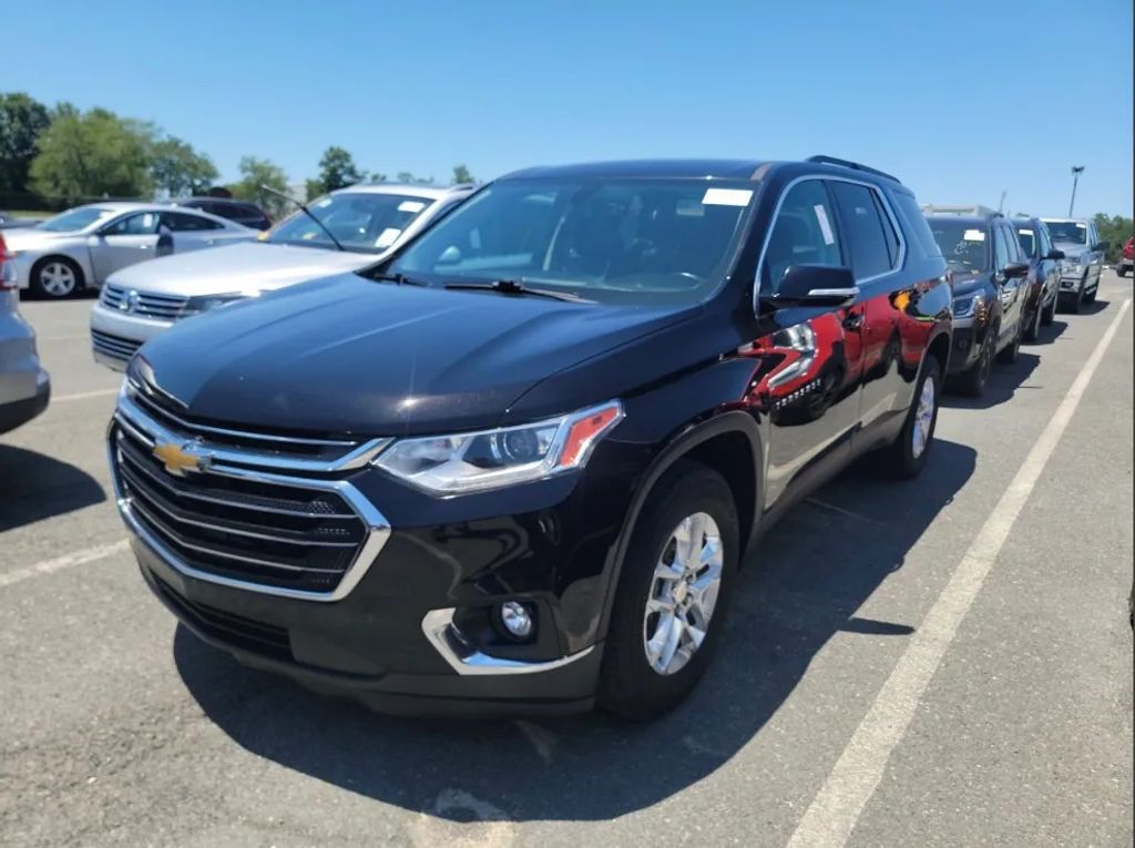 chevrolet traverse 2019 1GNERGKW3KJ310735 image chevrolet traverse 2019 1GNERGKW3KJ310735 image