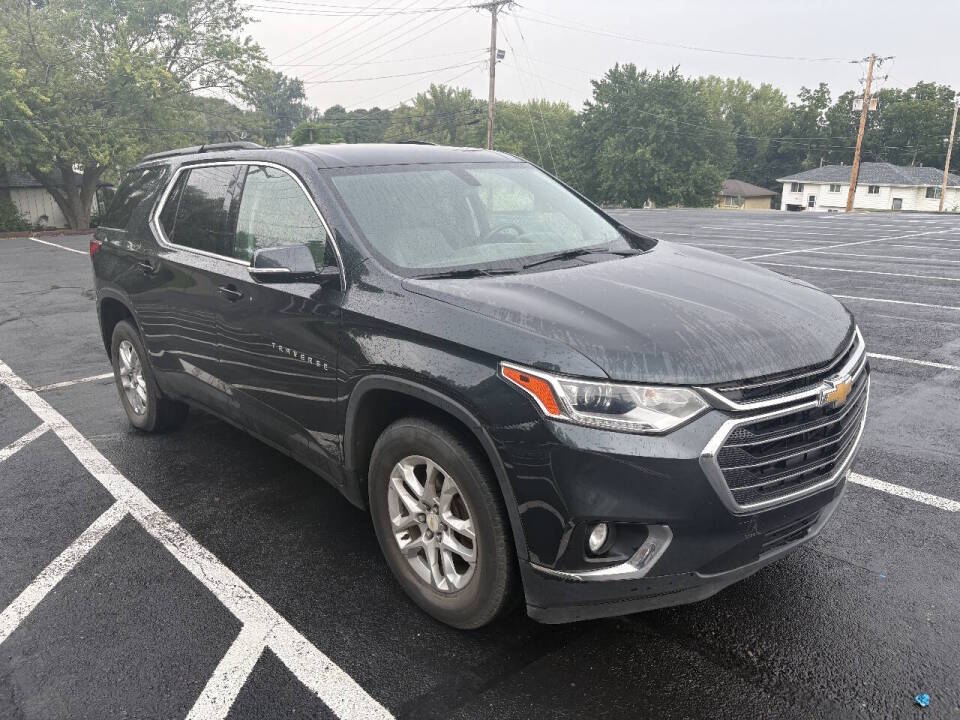 chevrolet traverse 2019 1GNERGKWXKJ110998 image chevrolet traverse 2019 1GNERGKWXKJ110998 image
