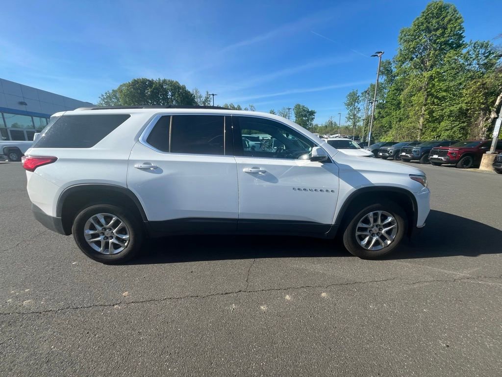 chevrolet traverse 2019 1GNERGKW8KJ243842 image chevrolet traverse 2019 1GNERGKW8KJ243842 image