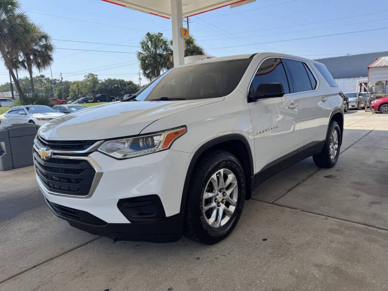 chevrolet traverse 2018 1GNERFKW3JJ133404 image