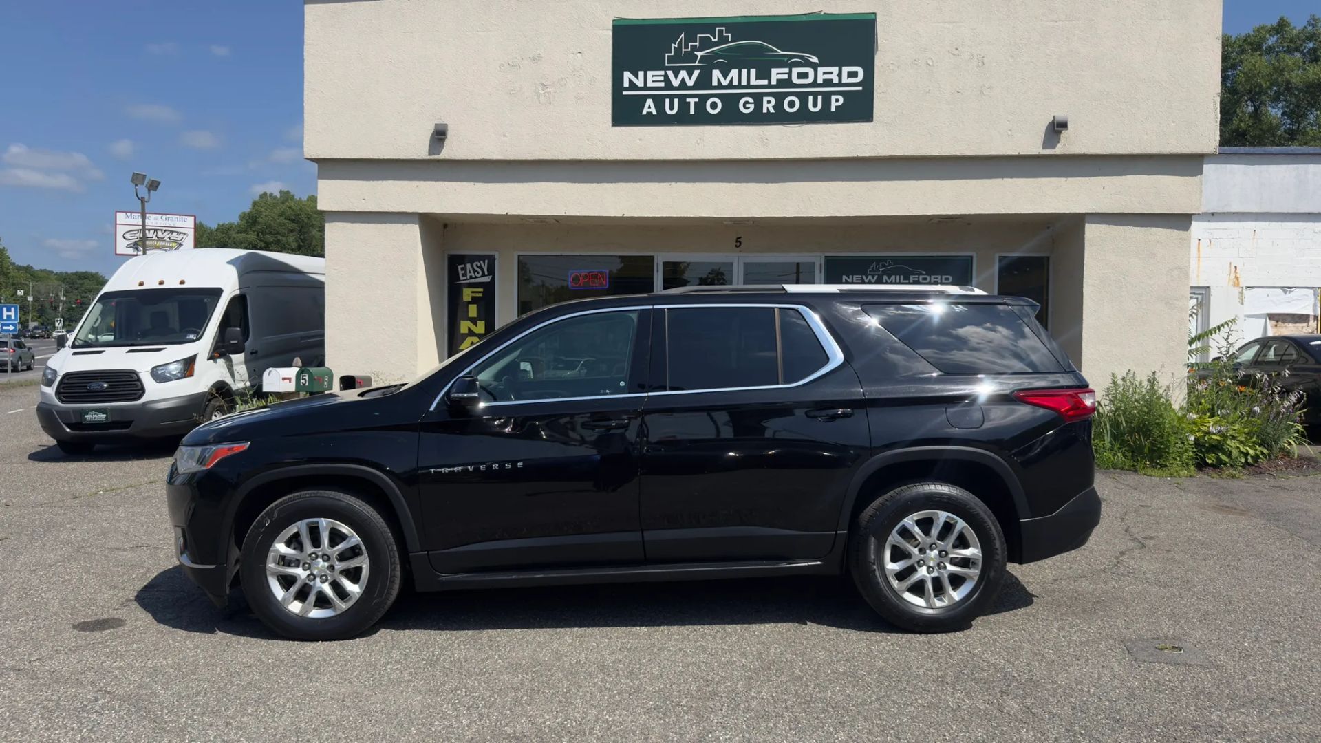 chevrolet traverse 2018 1GNERGKW0JJ158122 image chevrolet traverse 2018 1GNERGKW0JJ158122 image