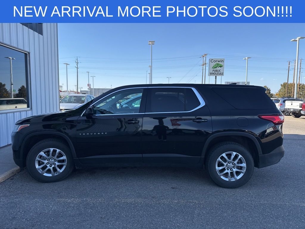 chevrolet traverse 2018 1GNEVFKW6JJ148832 image chevrolet traverse 2018 1GNEVFKW6JJ148832 image