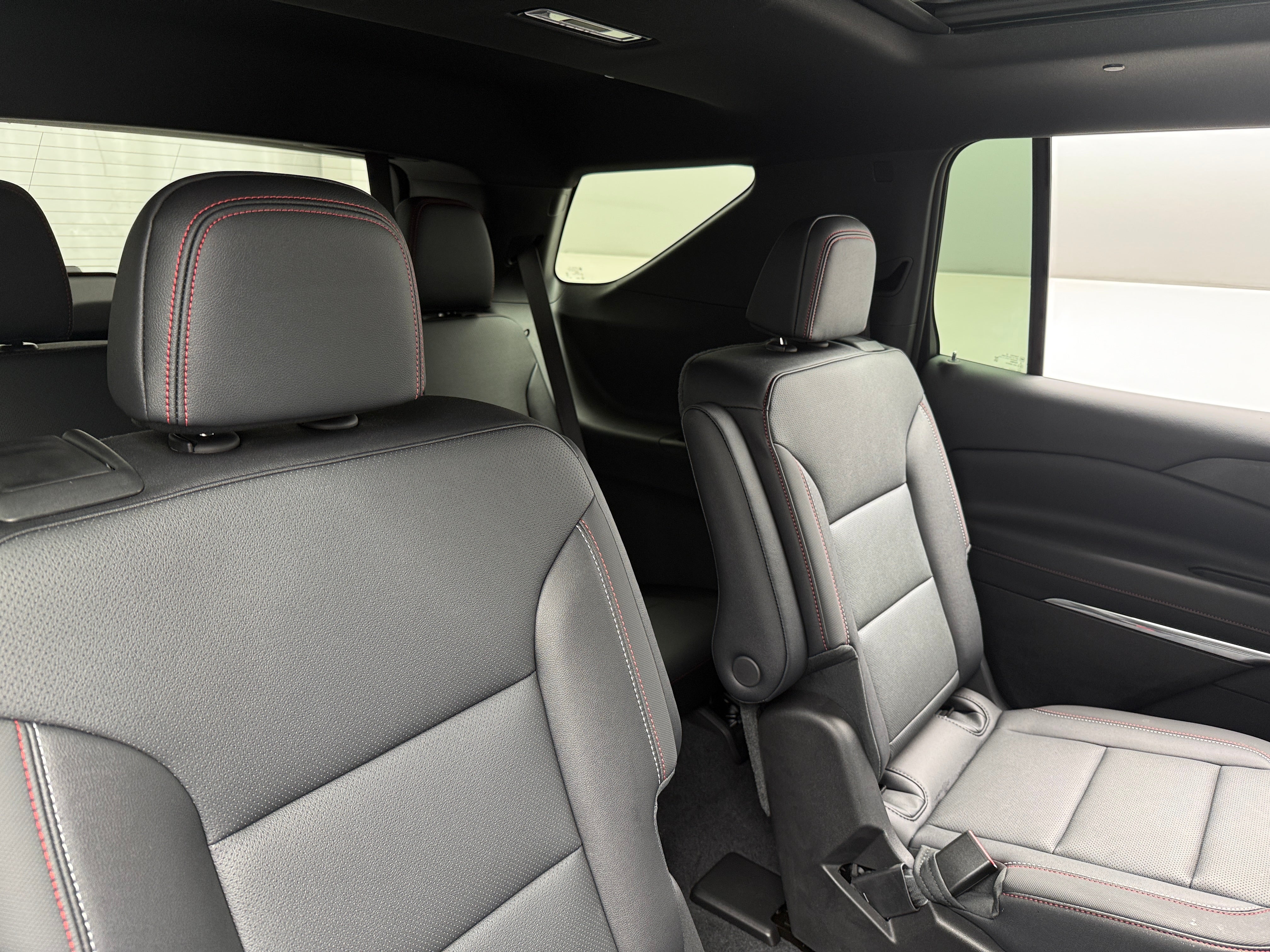 chevrolet traverse 2026 1GNEVJKS0TJ166116 image chevrolet traverse 2026 1GNEVJKS0TJ166116 image