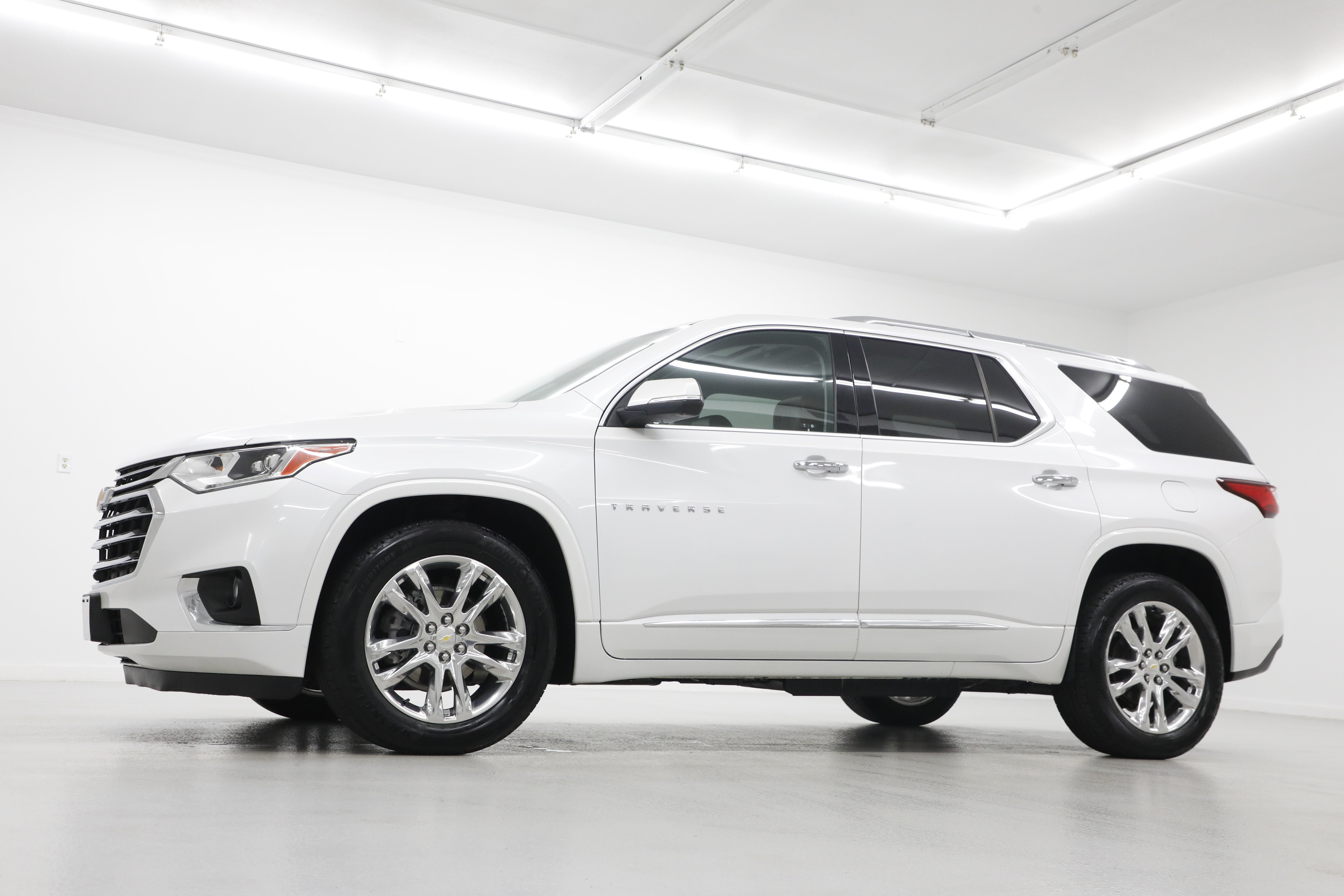 chevrolet traverse 2021 1GNEVNKW0MJ207601 image chevrolet traverse 2021 1GNEVNKW0MJ207601 image