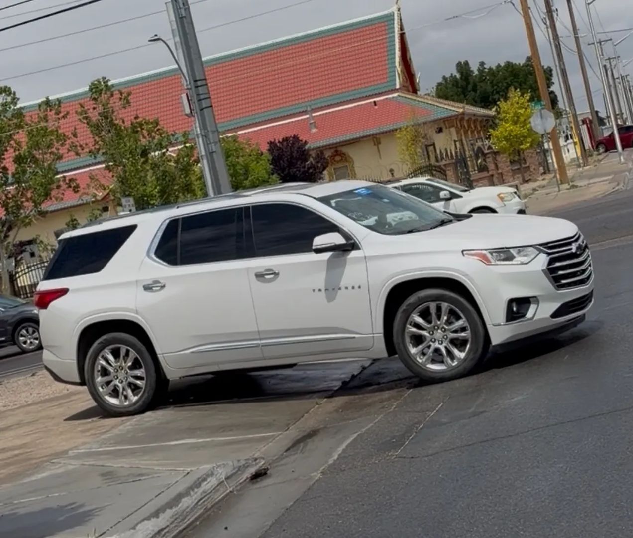 chevrolet traverse 2021 1GNEVNKW5MJ146147 image chevrolet traverse 2021 1GNEVNKW5MJ146147 image