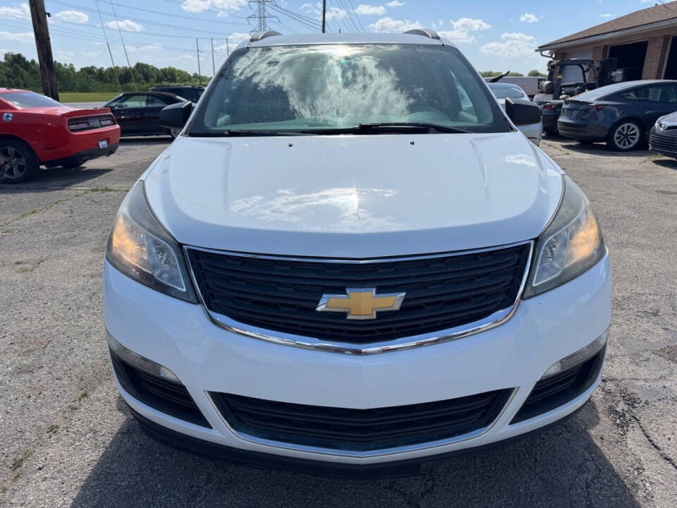 chevrolet traverse 2017 1GNKRFEDXHJ210292 image chevrolet traverse 2017 1GNKRFEDXHJ210292 image
