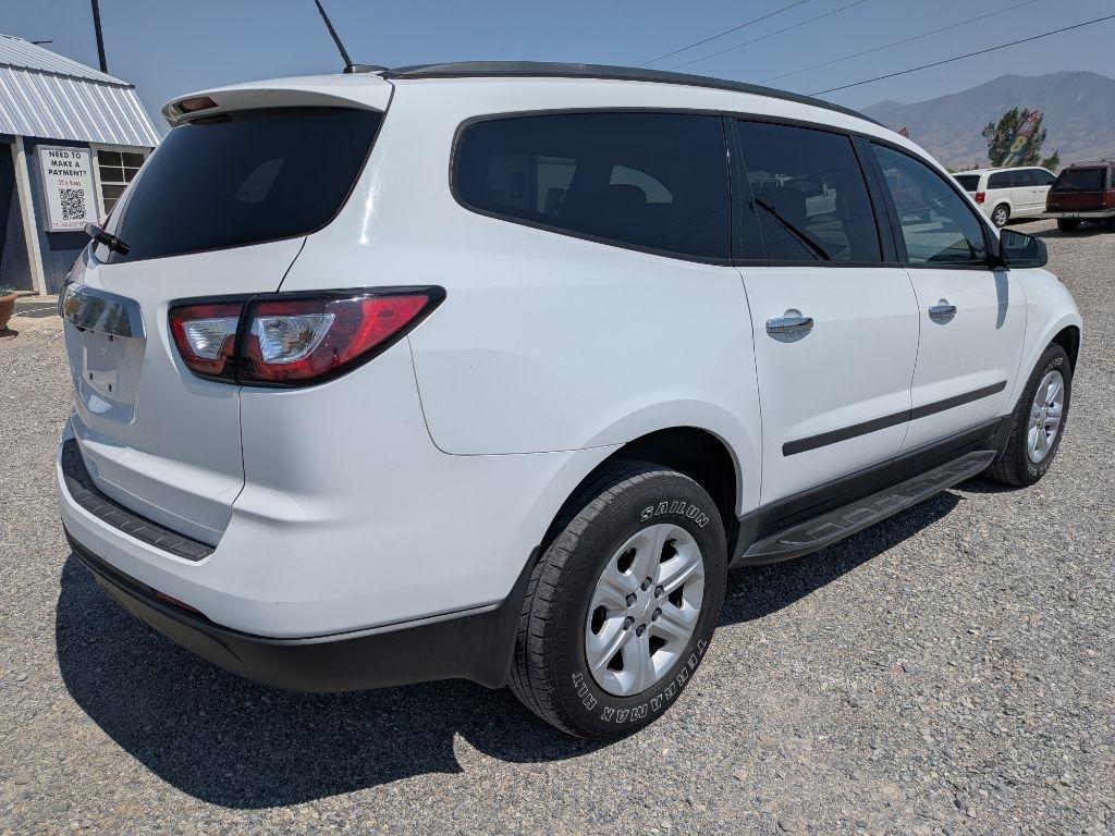 chevrolet traverse 2017 1GNKVFED7HJ179157 image chevrolet traverse 2017 1GNKVFED7HJ179157 image