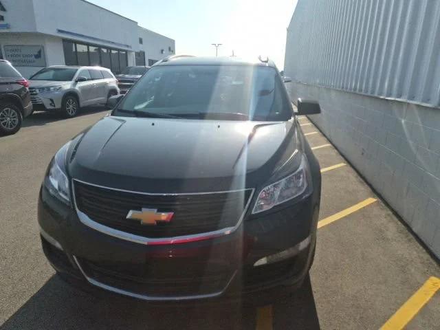 chevrolet traverse 2017 1GNKRFKD5HJ200287 image chevrolet traverse 2017 1GNKRFKD5HJ200287 image