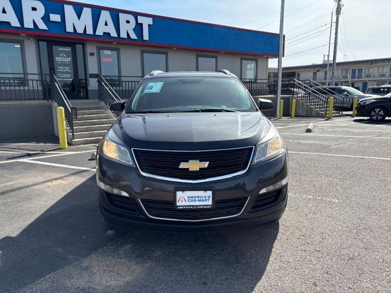 chevrolet traverse 2017 1GNKRFKD3HJ268233 image chevrolet traverse 2017 1GNKRFKD3HJ268233 image