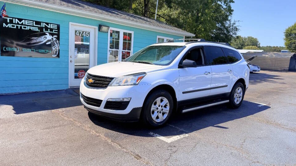 chevrolet traverse 2017 1GNKRFKD6HJ102286 image chevrolet traverse 2017 1GNKRFKD6HJ102286 image