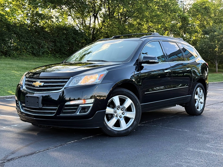 chevrolet traverse 2017 1GNKVJKDXHJ138836 image chevrolet traverse 2017 1GNKVJKDXHJ138836 image