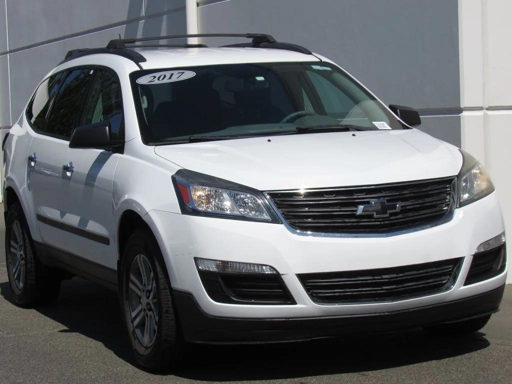 chevrolet traverse 2017 1GNKRFED2HJ321838 image chevrolet traverse 2017 1GNKRFED2HJ321838 image