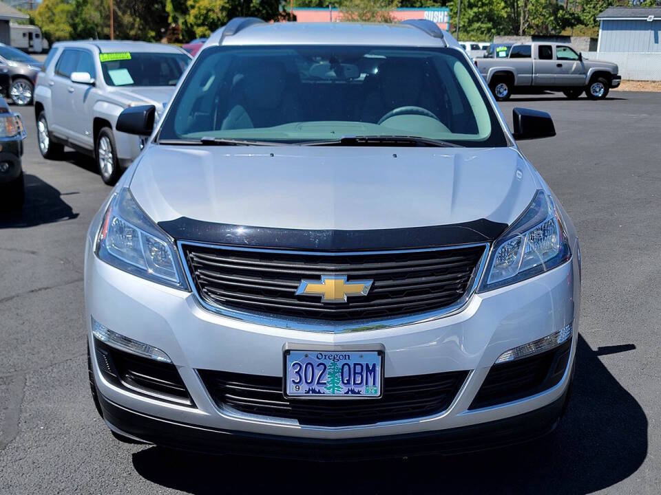 chevrolet traverse 2017 1GNKVFED8HJ350434 image chevrolet traverse 2017 1GNKVFED8HJ350434 image