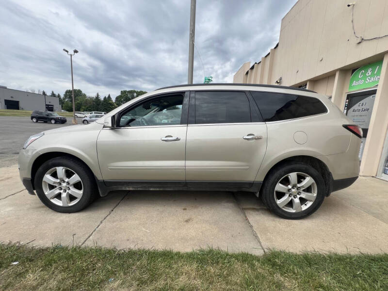 chevrolet traverse 2017 1GNKRGKDXHJ140402 image chevrolet traverse 2017 1GNKRGKDXHJ140402 image