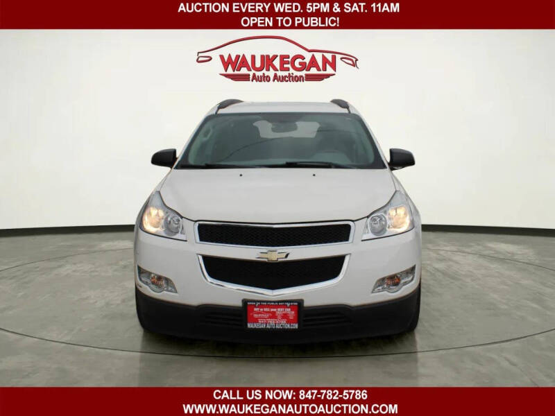 chevrolet traverse 2012 1GNKRFED2CJ138027 image chevrolet traverse 2012 1GNKRFED2CJ138027 image