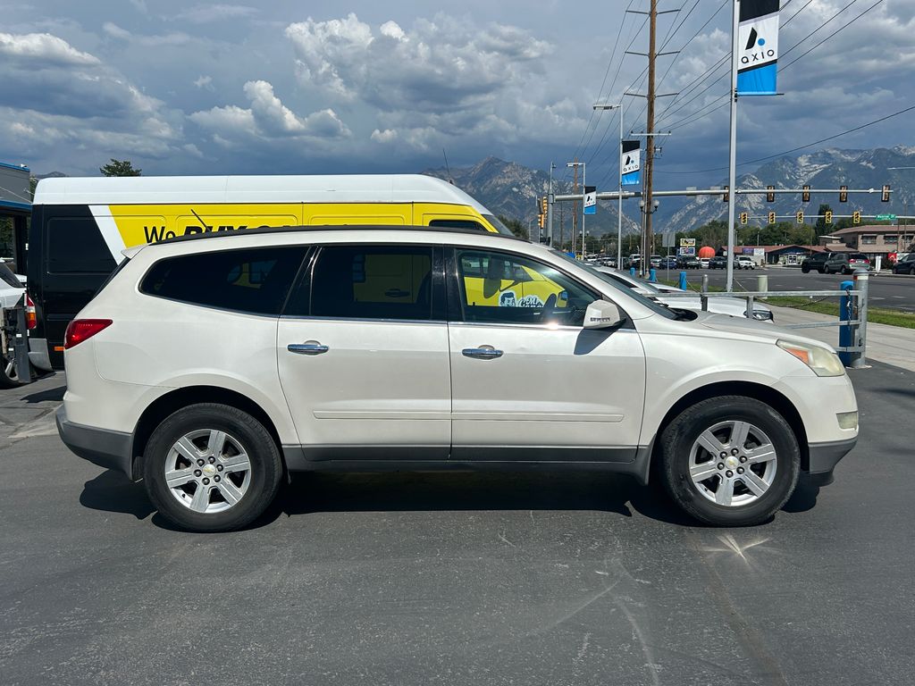 chevrolet traverse 2012 1GNKRGED1CJ355087 image chevrolet traverse 2012 1GNKRGED1CJ355087 image