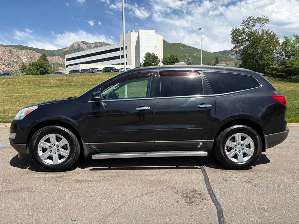 chevrolet traverse 2012 1GNKVJED0CJ282285 image chevrolet traverse 2012 1GNKVJED0CJ282285 image