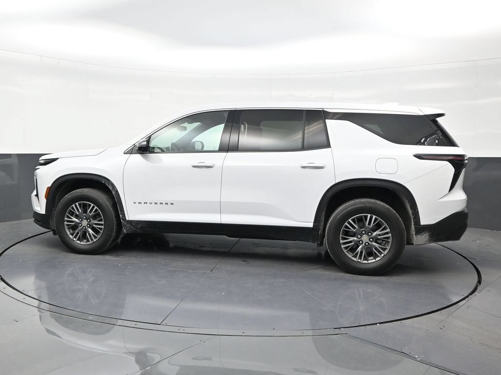 chevrolet traverse 2024 1GNEREKS6RJ140754 image chevrolet traverse 2024 1GNEREKS6RJ140754 image