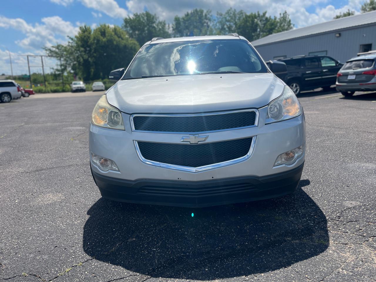 chevrolet traverse 2011 1GNKRFED8BJ412085 image chevrolet traverse 2011 1GNKRFED8BJ412085 image